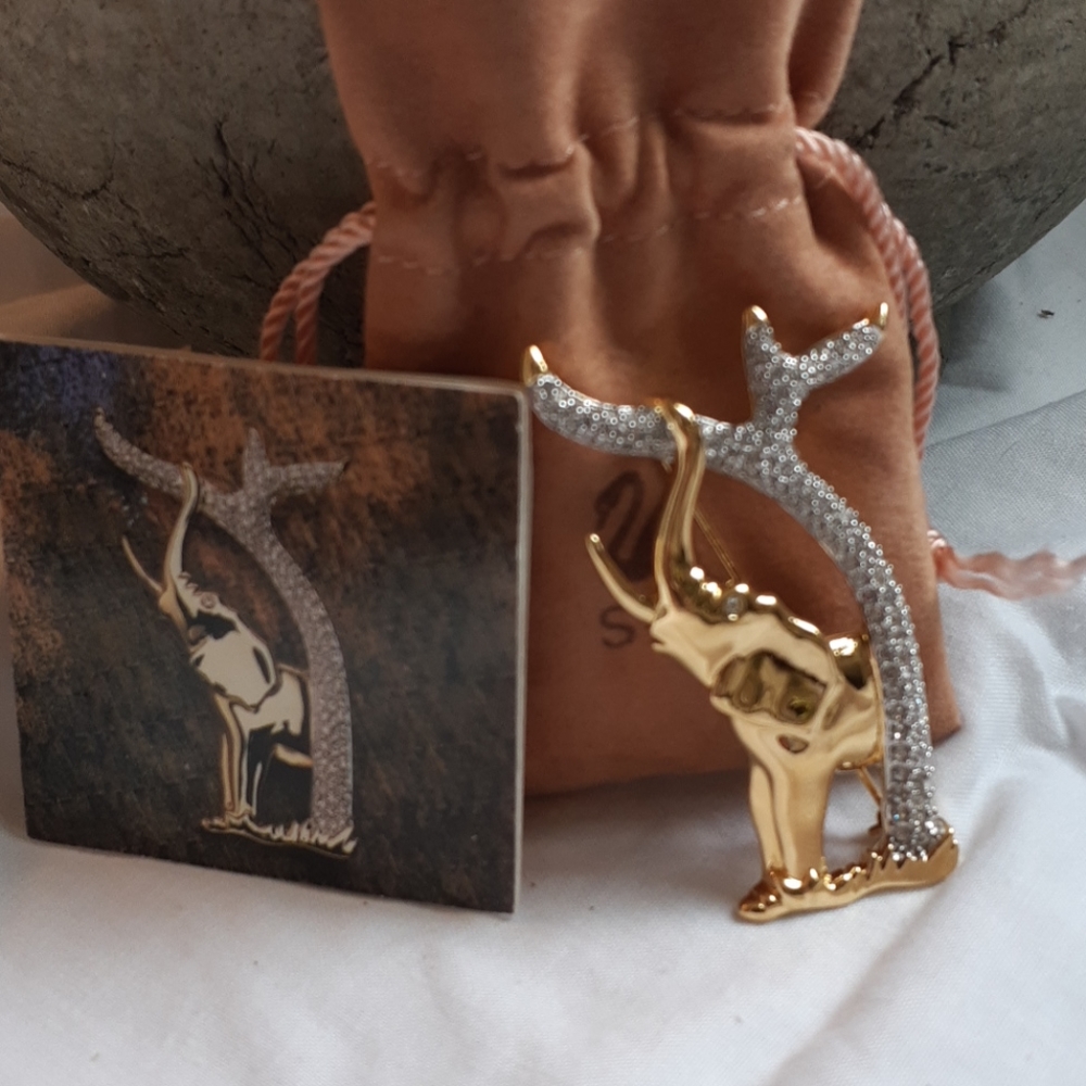SWAROVSKI  Crystal  THE ELEPHANT BROOCH
